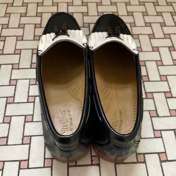 G.H. Bass & Co. Weejuns Jaclyn Leather Tassel Loafer 6.5 (now Esther Kiltie) - Picture 4 of 10